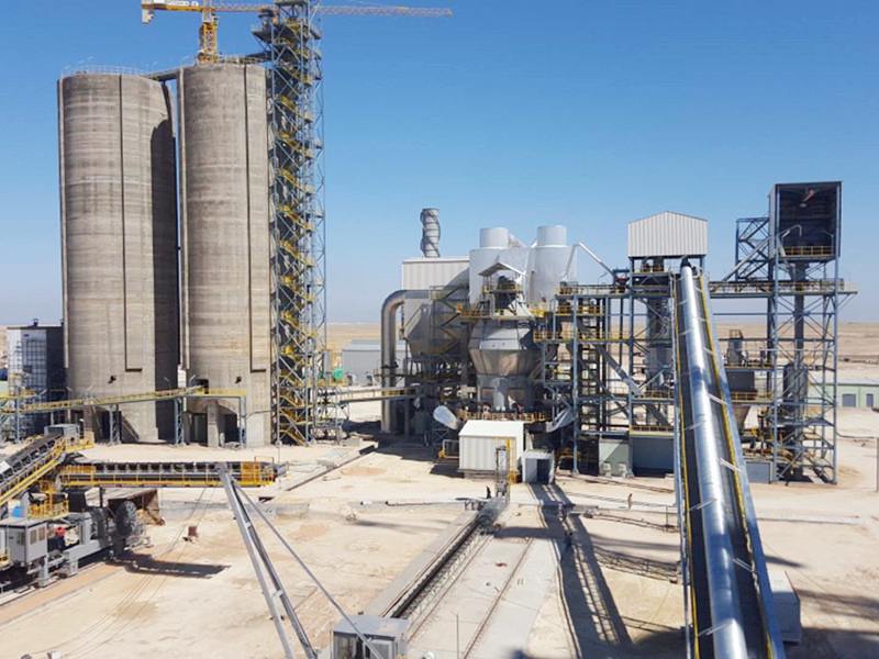 Ленточный конвейер для цементного завода