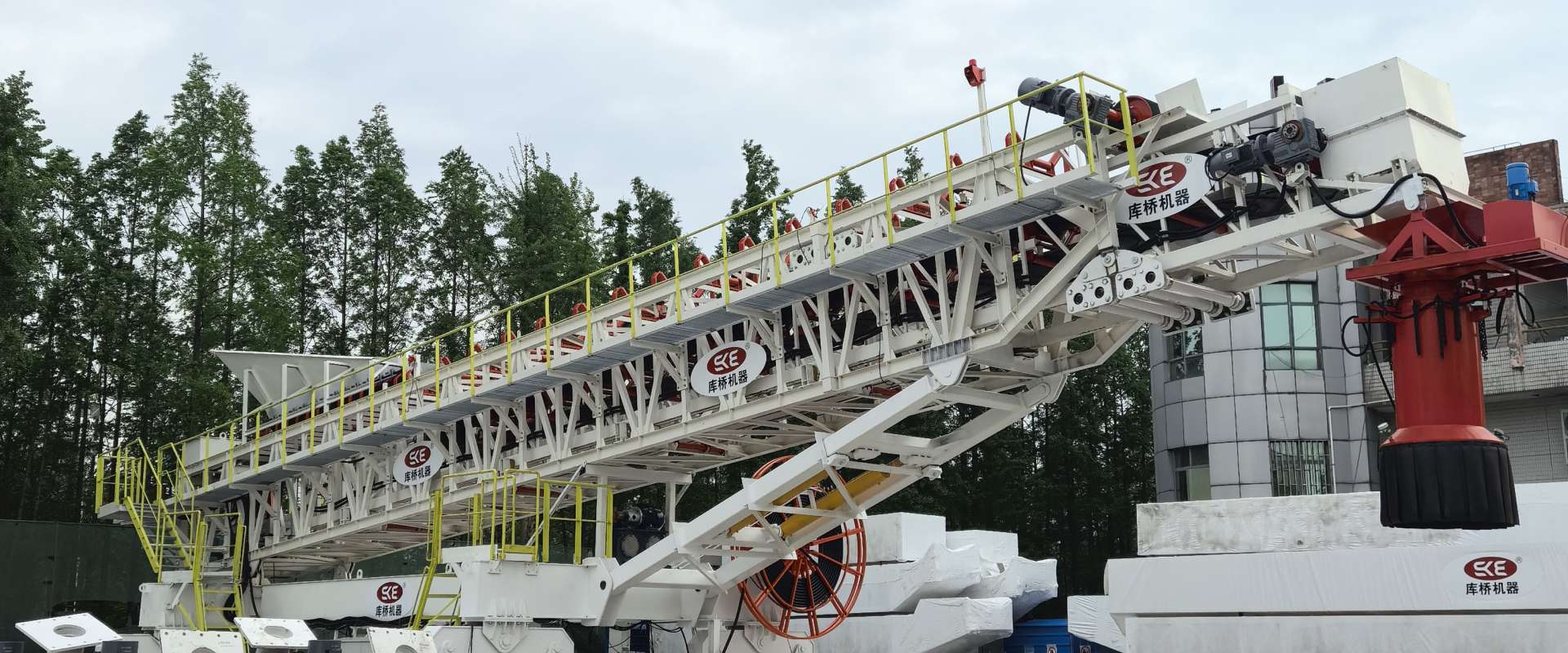 производитель мобильных погрузчиков судов