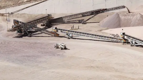 tracked mobile conveyor