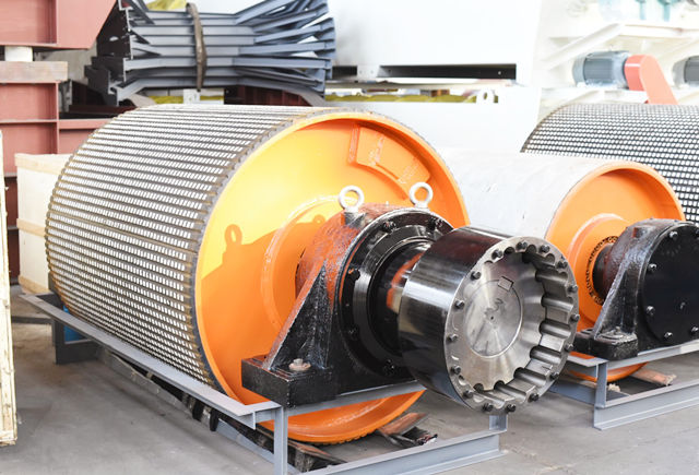 Шкив привода конвейера