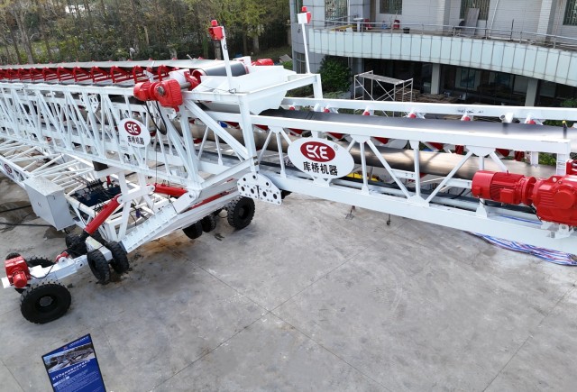 Радиальный телескопический штабелер | Телескопический штабелер-конвейер