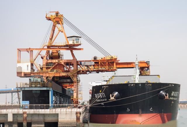 Непрерывный судопогрузочный станок